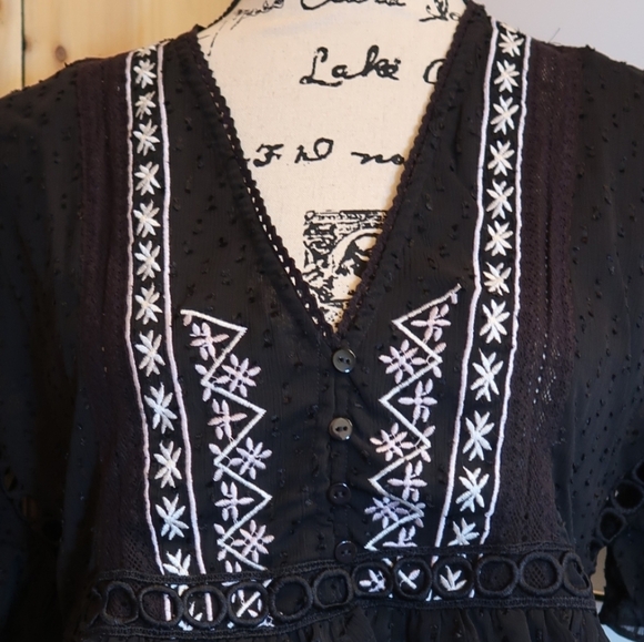Boho Embroidered Peplum Blouse NWT Sheer Swiss Dot Black Top - Picture 5 of 11